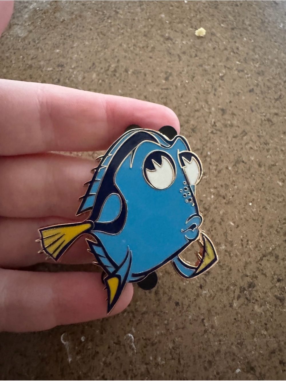 Disney Pin Finding Nemo Dory D23 Gold Member Exclusive 2026 Pin